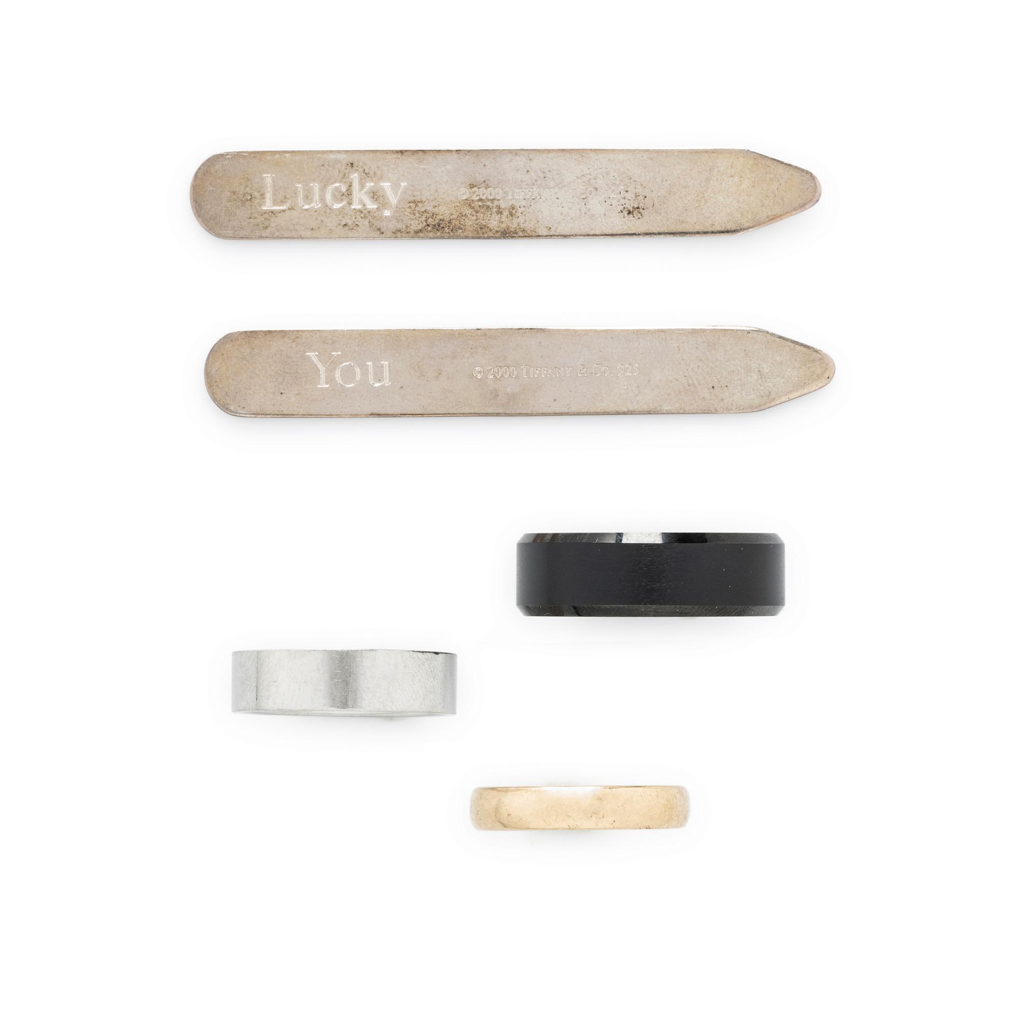 COLLECTION OF JEWELRY
