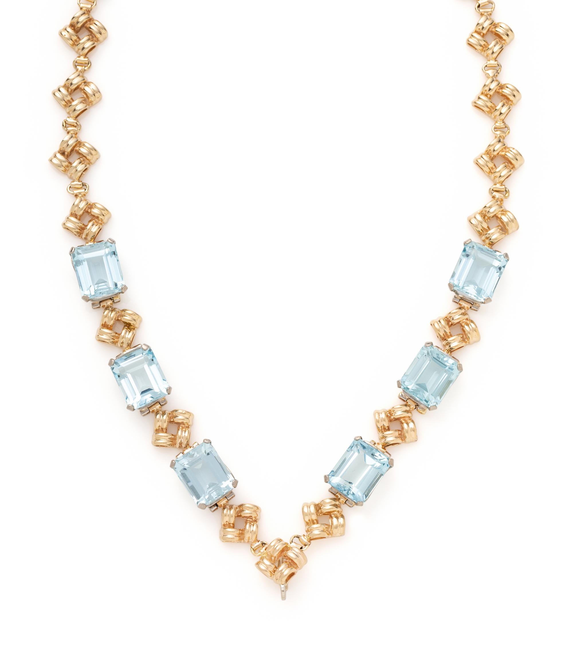 YELLOW GOLD AND AQUAMARINE PENDANT/NECKLACE