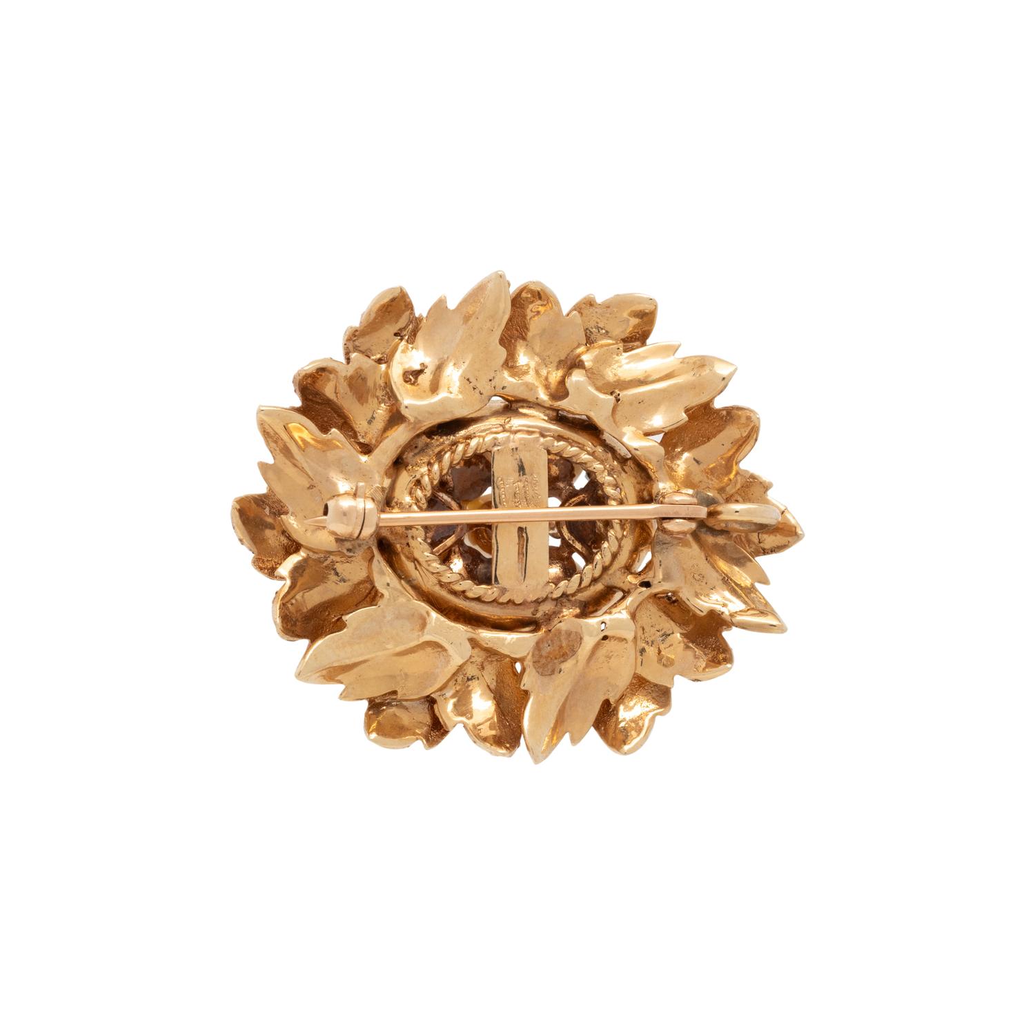 YELLOW GOLD, CULTURED PEARL AND DIAMOND BROOCH