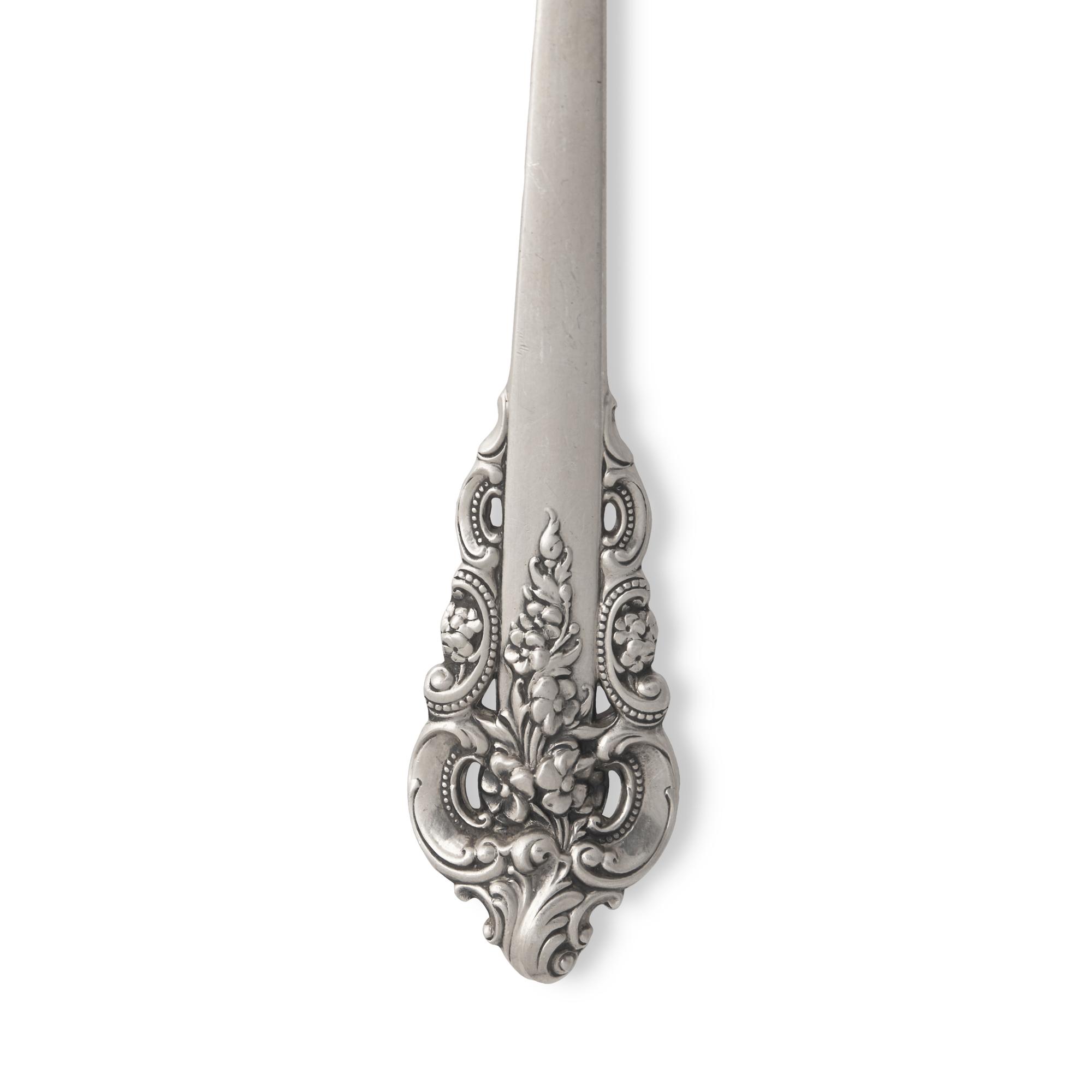 An American Silver Flatware Service – Grand Baroque Pattern, by Wallace