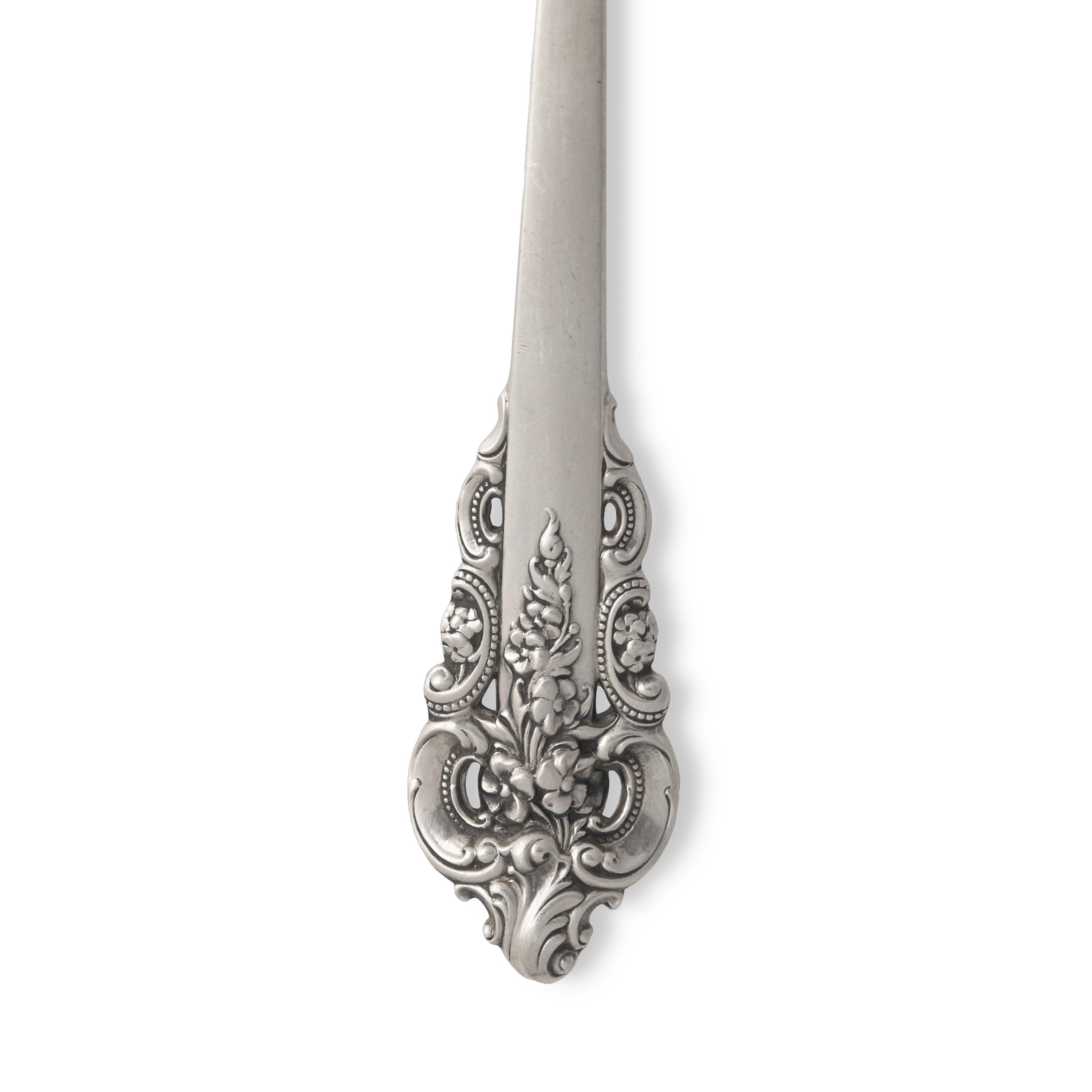 An American Silver Flatware Service – Grand Baroque Pattern, by Wallace