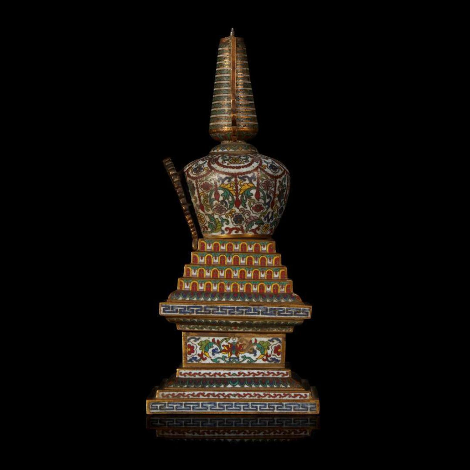 A Chinese cloisonné small stupa 铜鎏金掐丝珐琅佛塔一件 18th century or later ???????