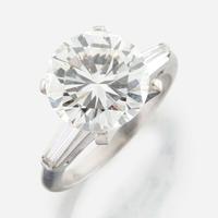 A diamond solitaire