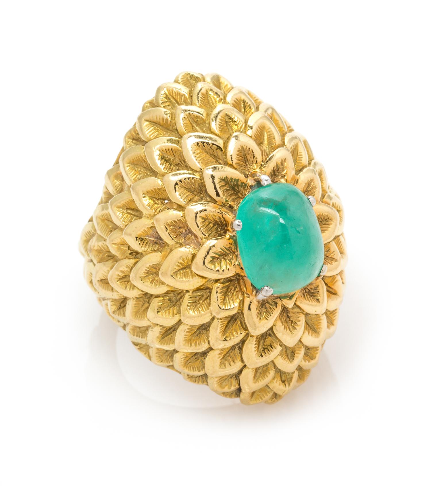 An 18 Karat Yellow Gold and Emerald Ring, David Webb, 16.20 dwts.