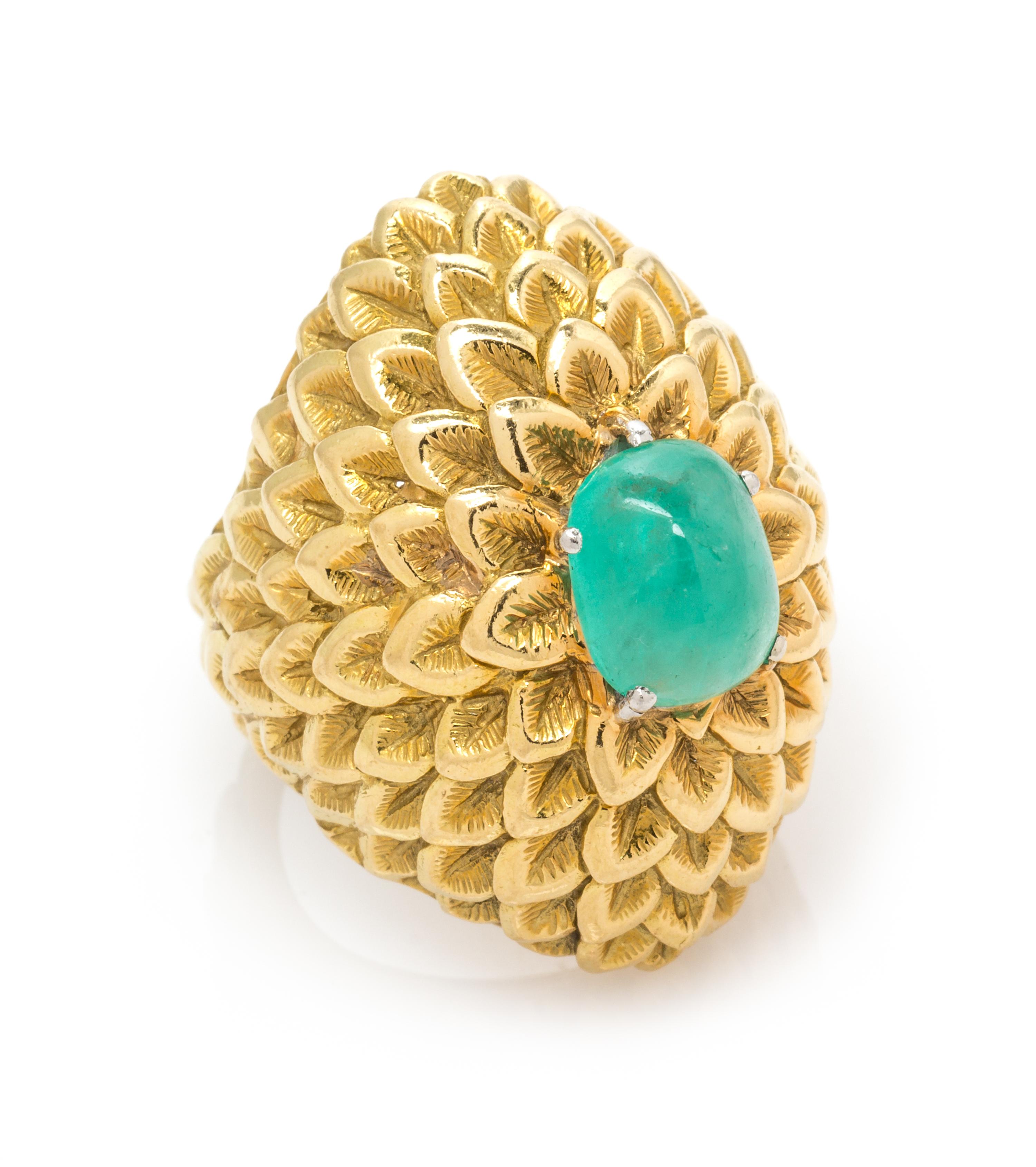 An 18 Karat Yellow Gold and Emerald Ring, David Webb, 16.20 dwts.