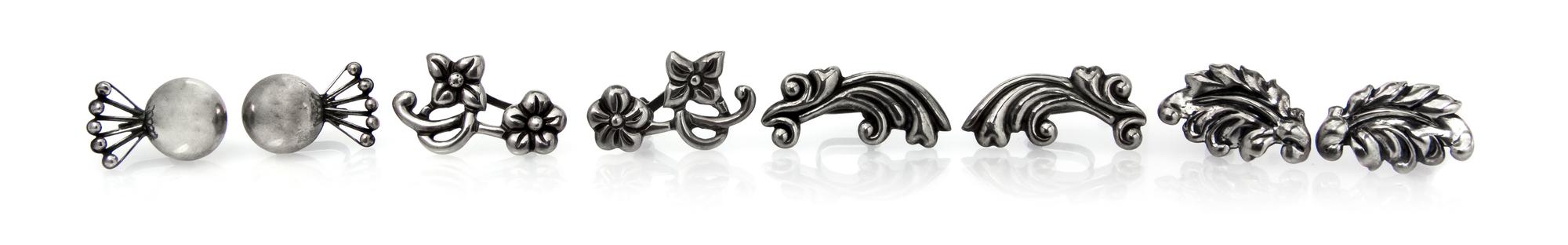 A Collection of Silver Earclips, 22.00 dwts.