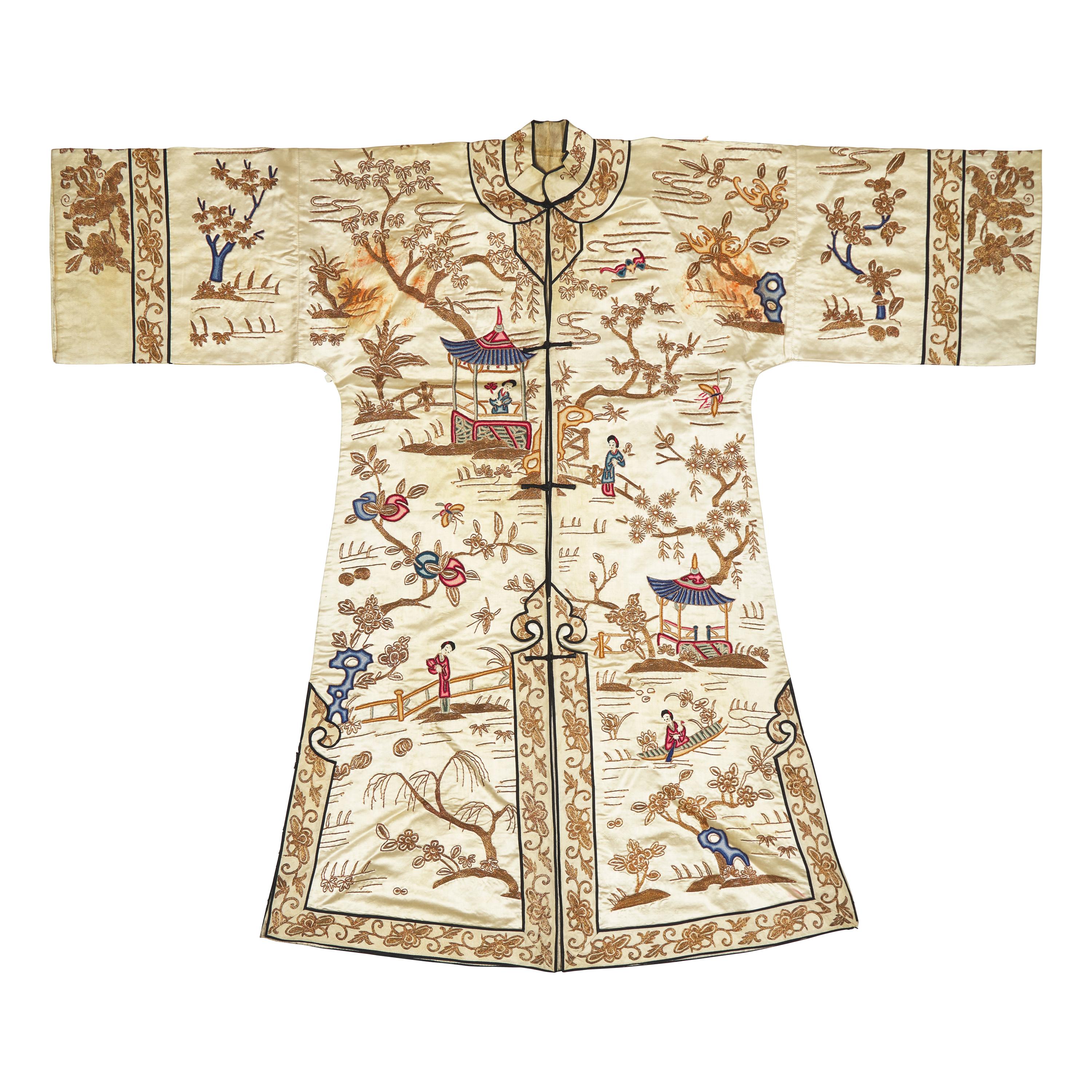 A Chinese Beige Ground Silk Embroidered Jacket, Early 20th Century 民國 象牙緞綉亭臺仕女圖褂