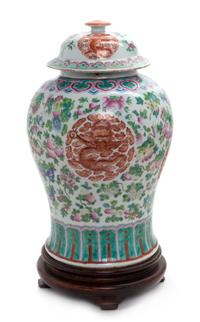 A Chinese Famille Rose Porcelain Covered Jar