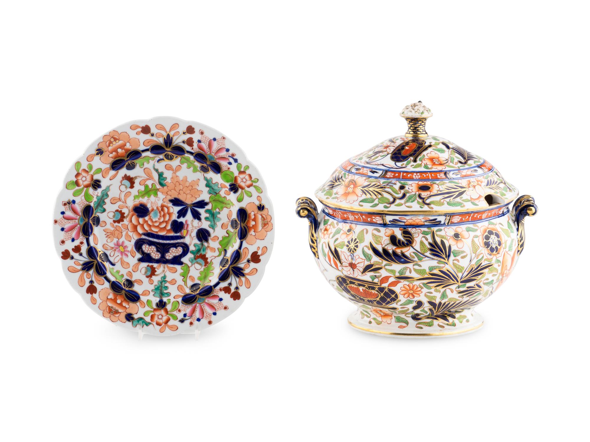 An English Porcelain Soup Tureen