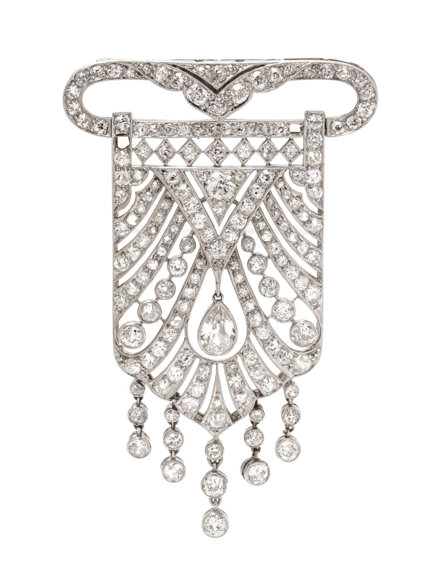 A Platinum Topped Gold and Diamond Brooch, Circa 1930, 13.10 dwts.