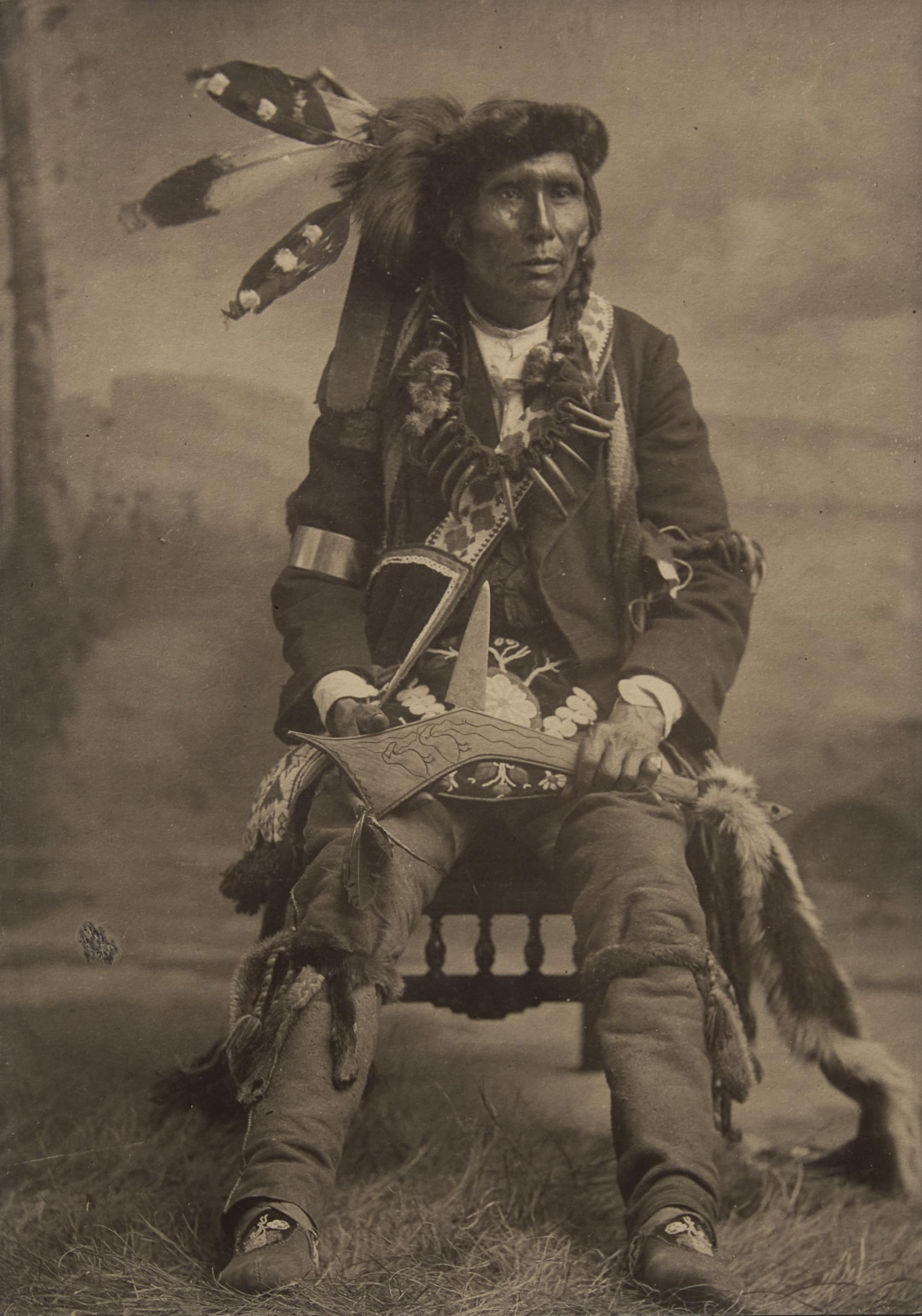 [Native-Americana] Group of 14 photographs, ca. mid-19th to early 20th century
