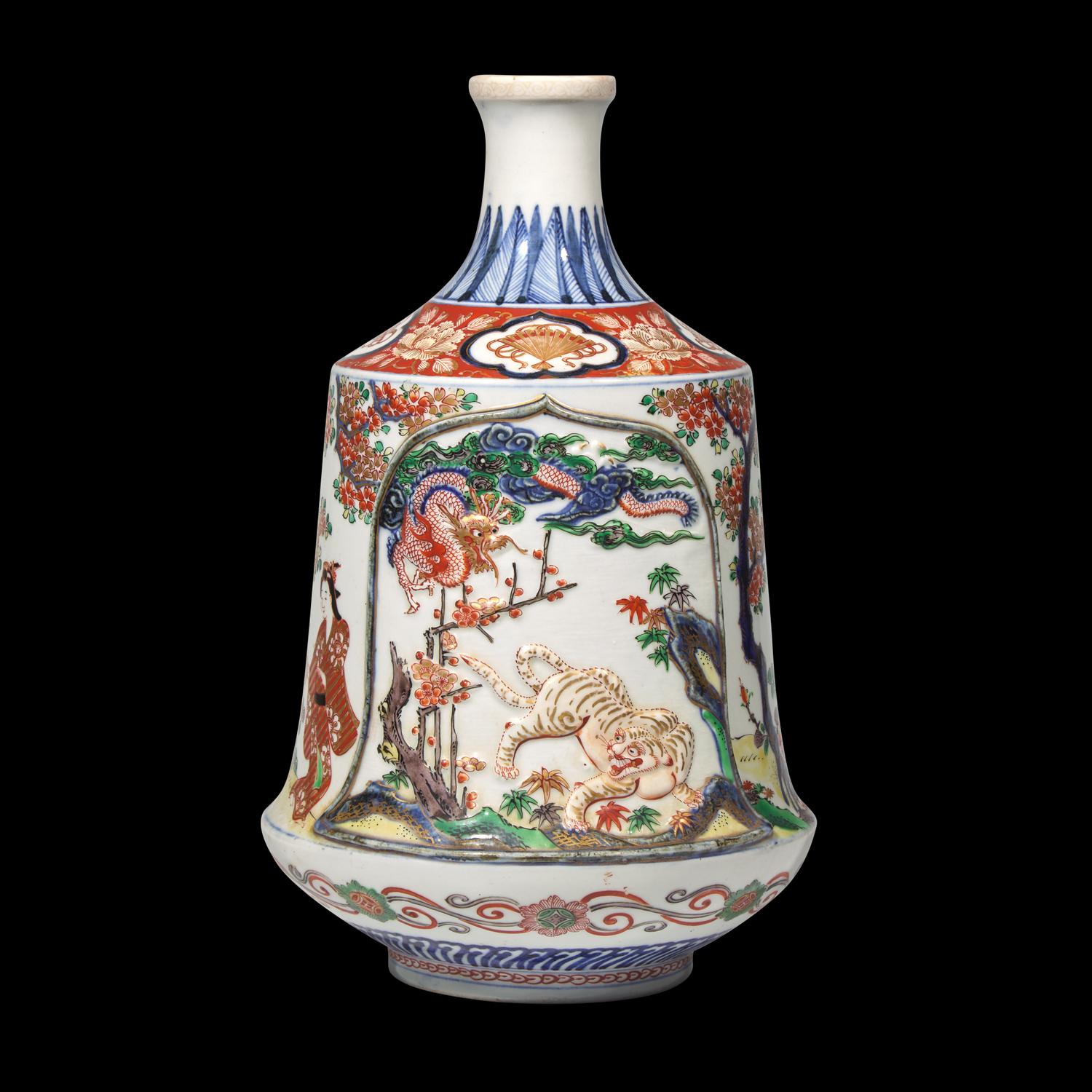 A Japanese Imari Molded Porcelain Vase, Edo Period 日本江戶時代 有田燒模印花樽