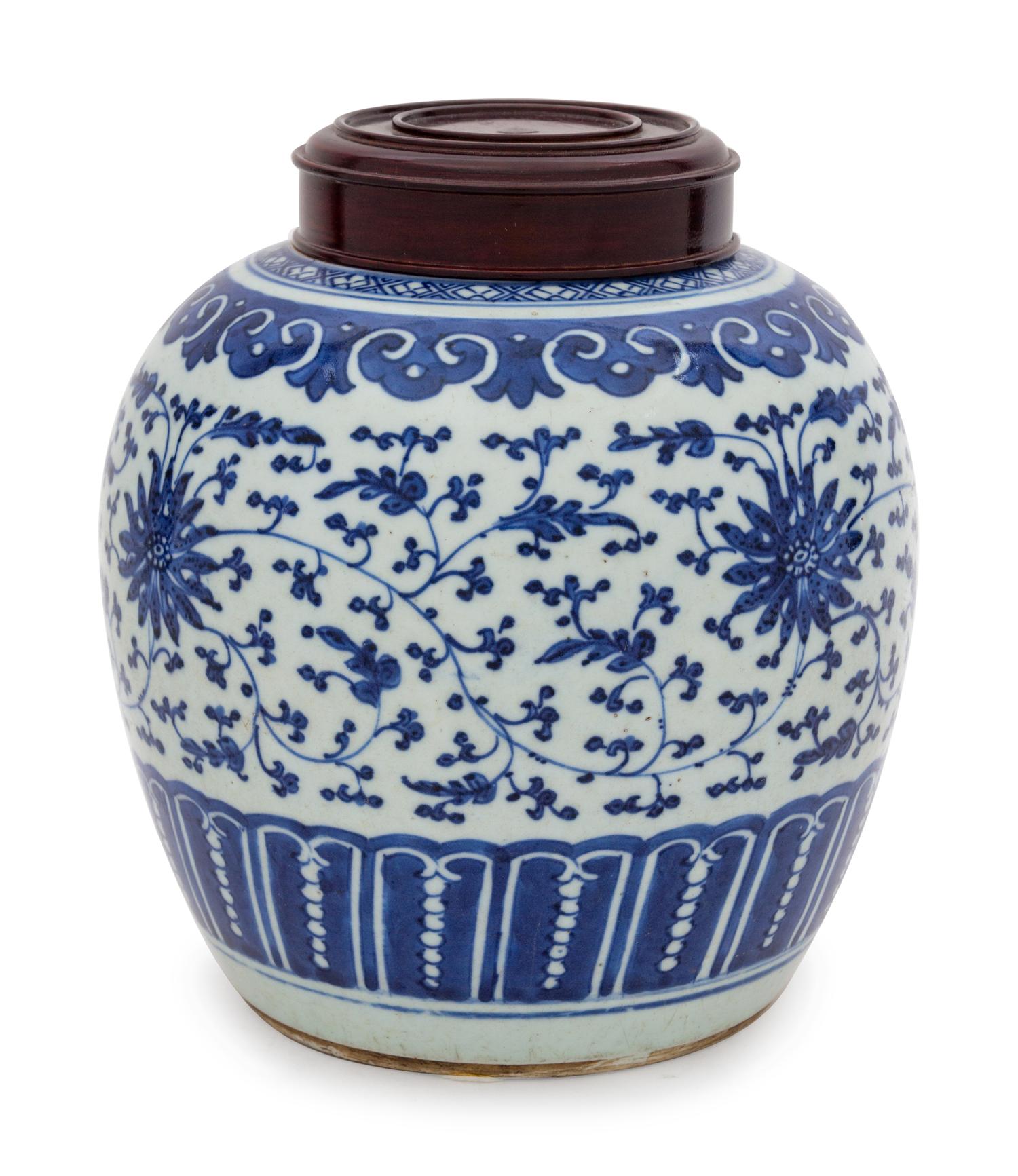 A Chinese Blue and White Porcelain Jar