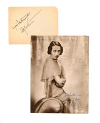 (THEATER) 11 documents signed by actors and actresses, American and British.
