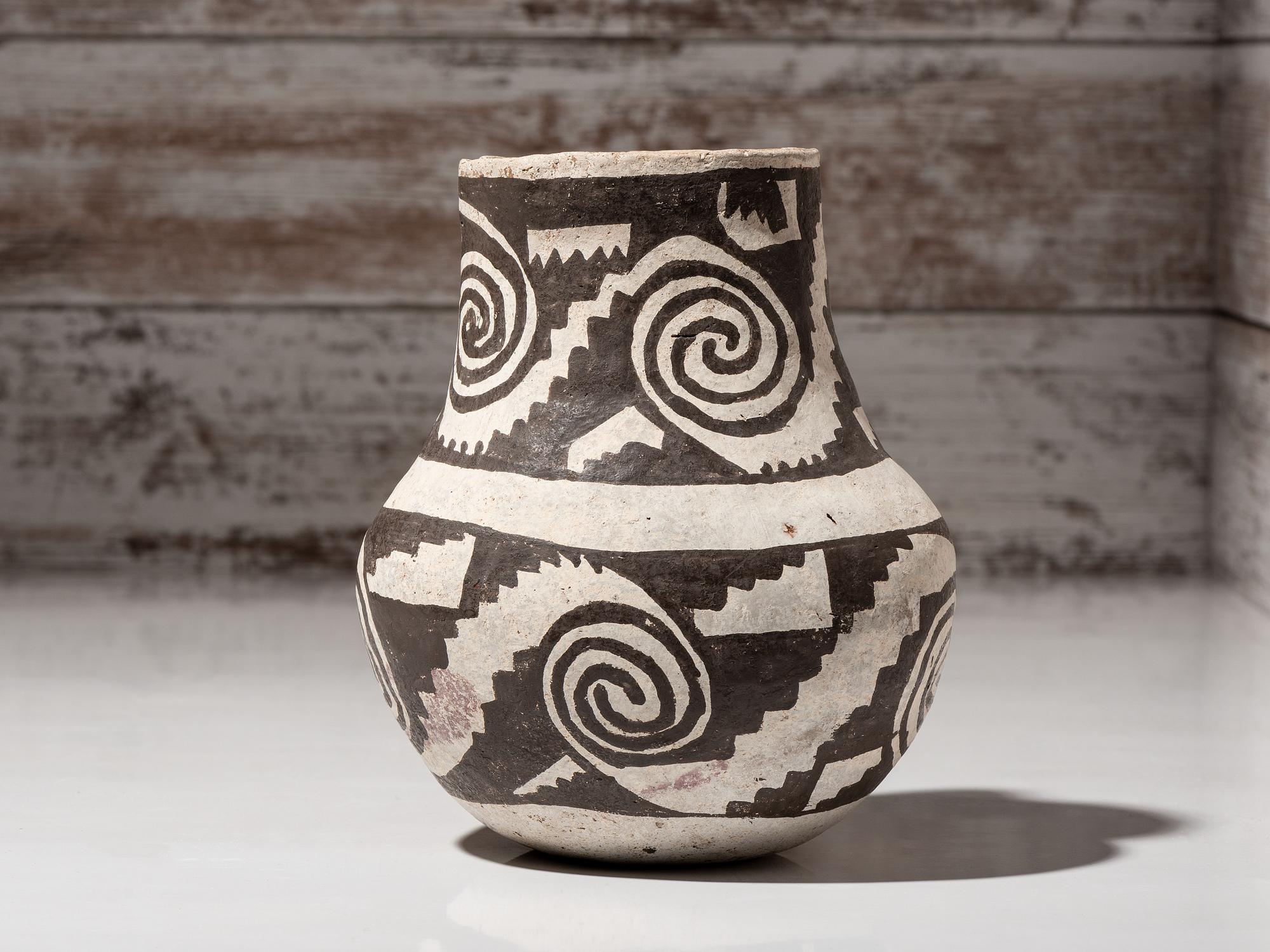 Ancestral Pueblo, Chaco Pitcher