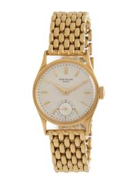 A WELL PRESERVED PATEK PHILIPPE, REF. 96 18K YELLOW GOLD 'CALATRAVA' WRISTWATCH, CIRCA 1945
