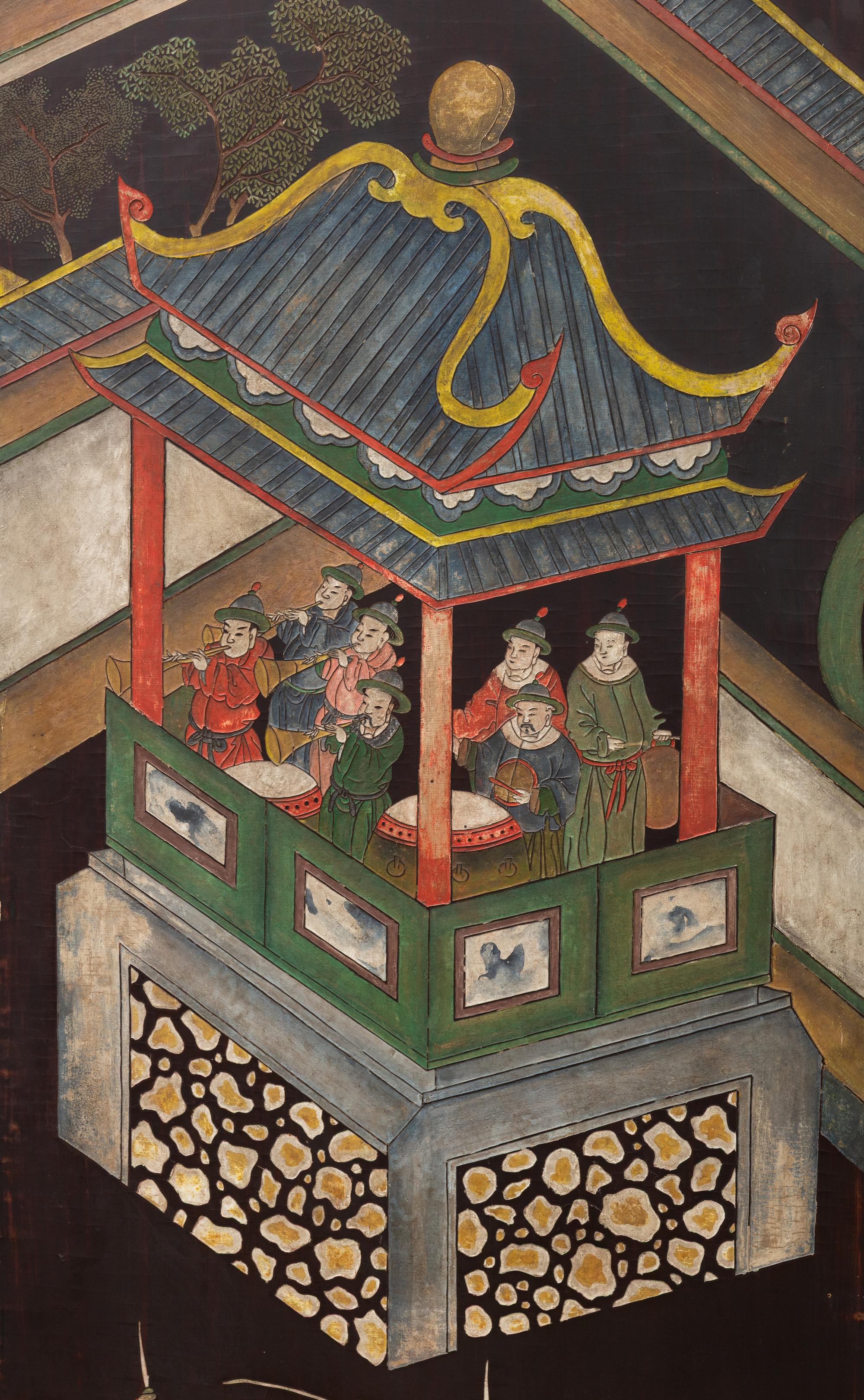 A Chinese Export Laquer Twelve-Panel Screen