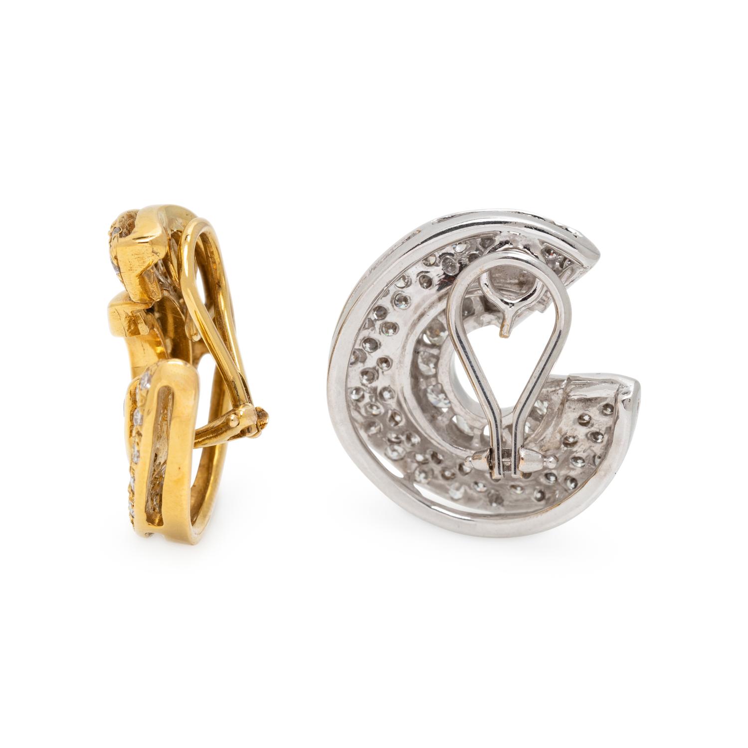 DIAMOND AND BICOLOR GOLD EARRINGS