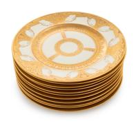 A Set of Eleven Bavarian Hutschenreuther Parcel Gilt Porcelain Service Plates