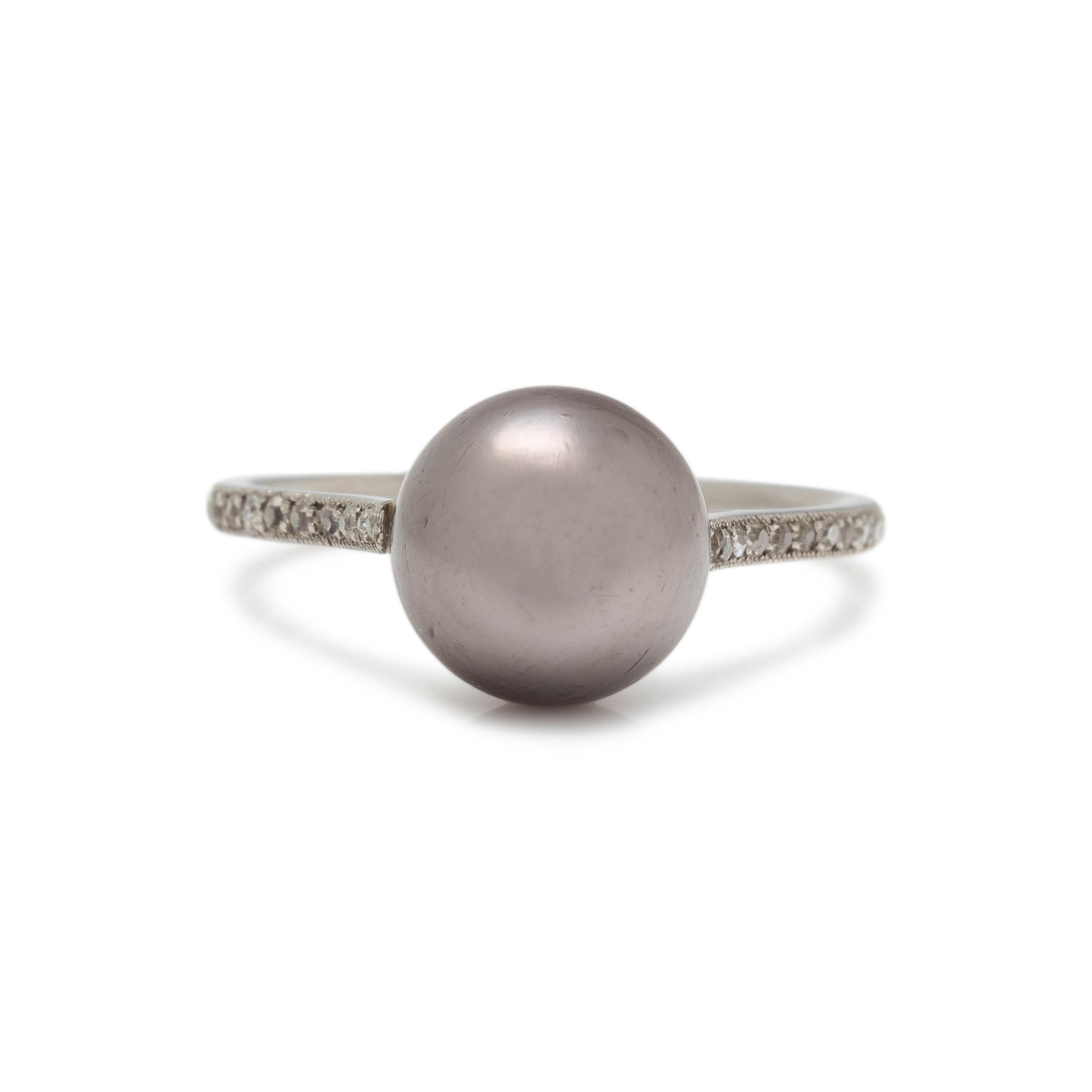 TIFFANY & CO., NATURAL GRAY PEARL AND DIAMOND RING