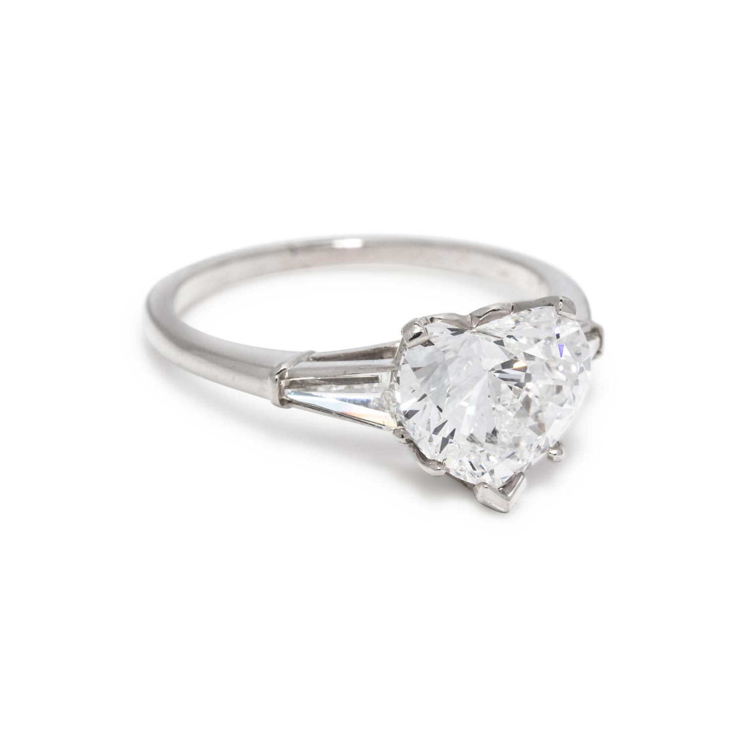 DIAMOND RING