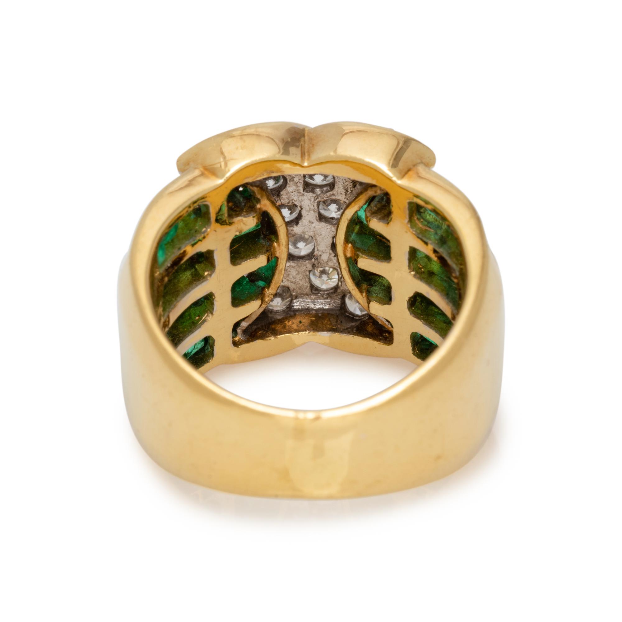 YELLOW GOLD, DIAMOND AND EMERALD RING
