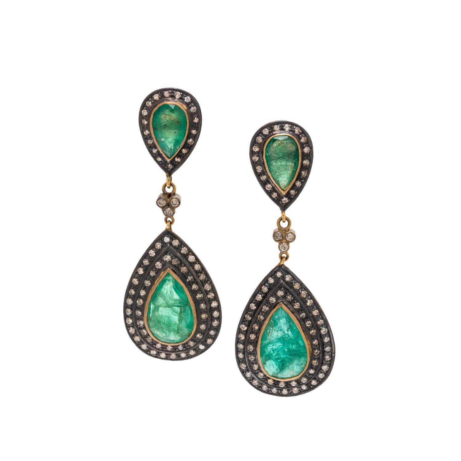 EMERALD AND DIAMOND EARRINGS