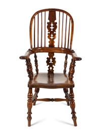 An English Yew Windsor Chair