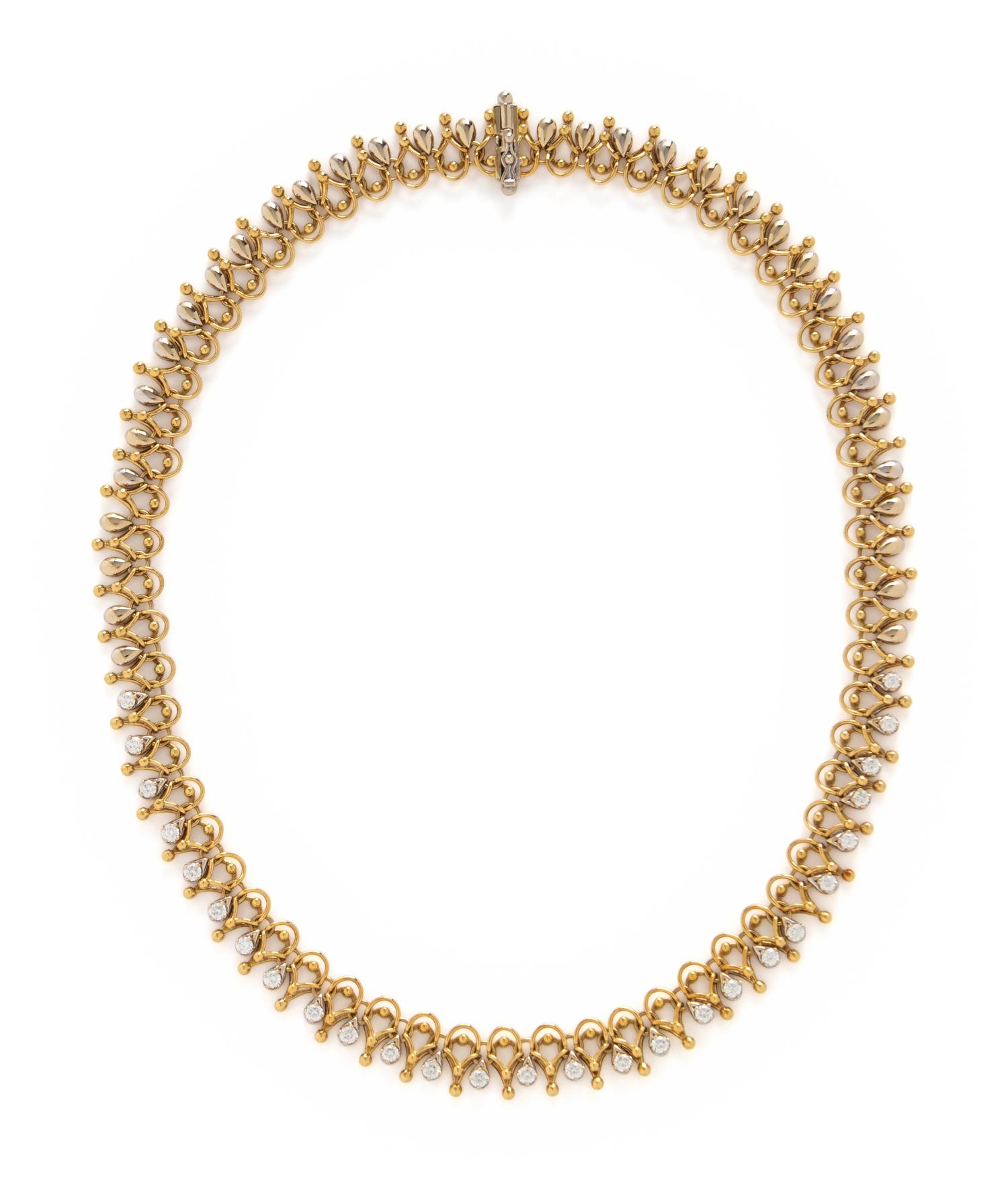GOLD AND DIAMOND NECKLACE
