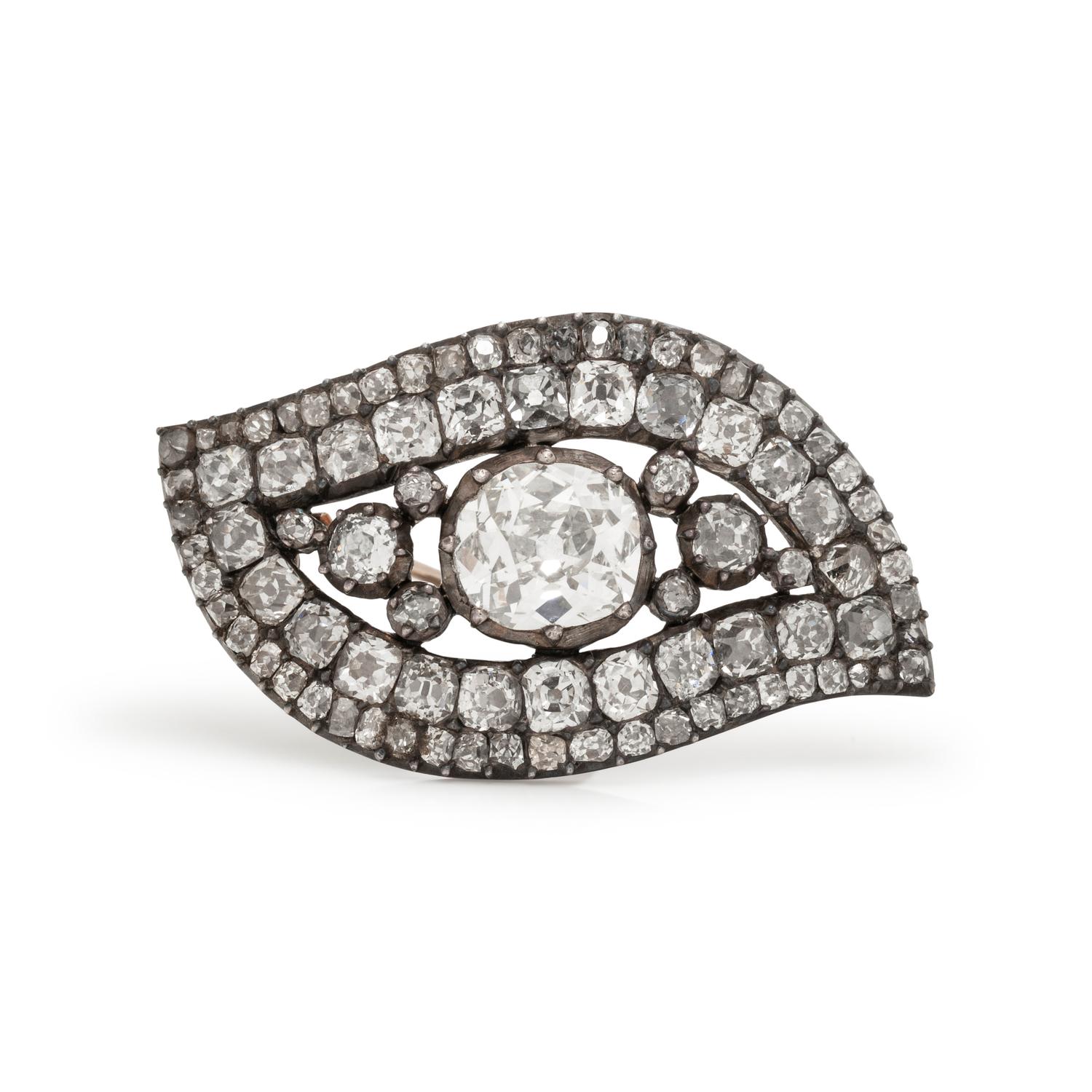ANTIQUE, DIAMOND BROOCH