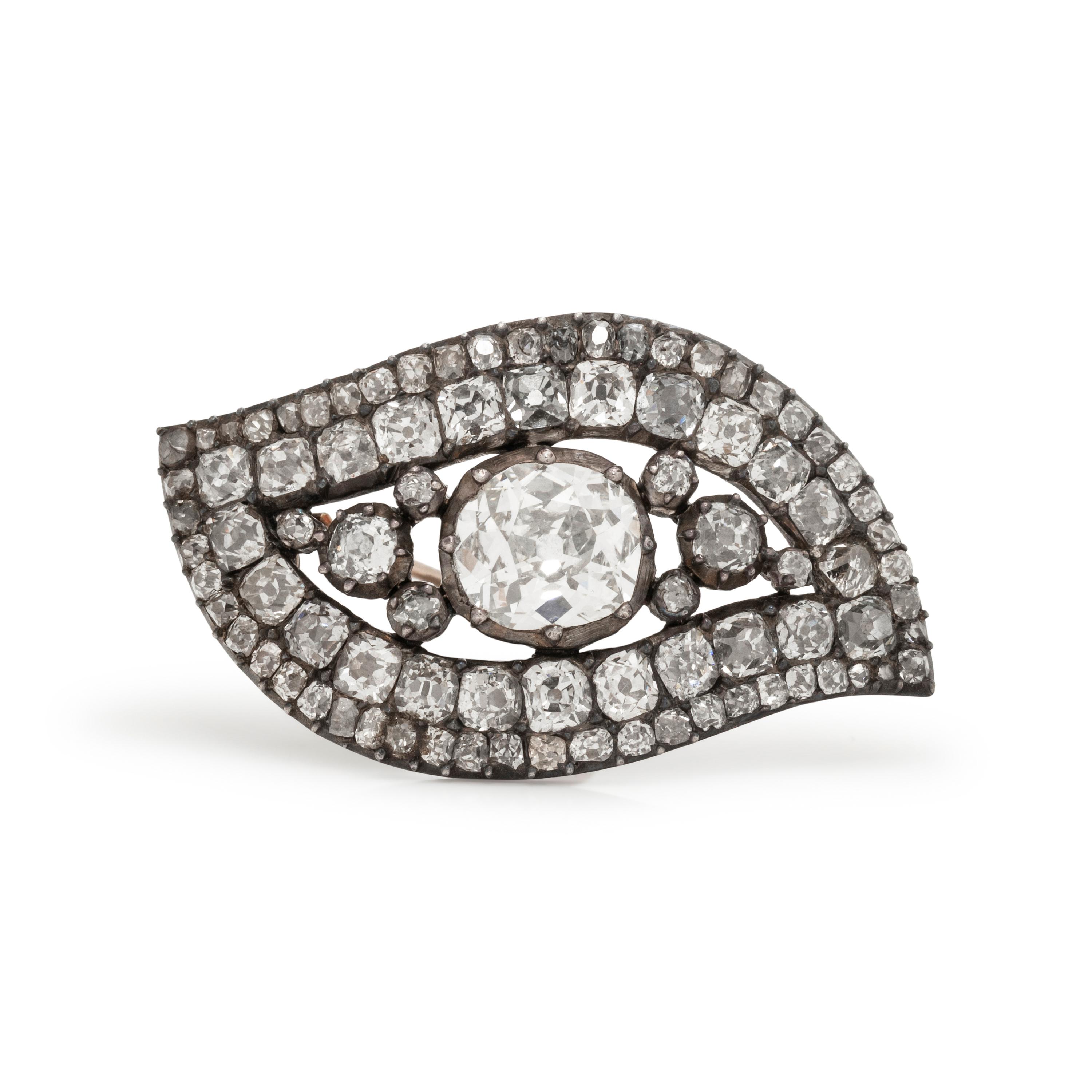 ANTIQUE, DIAMOND BROOCH