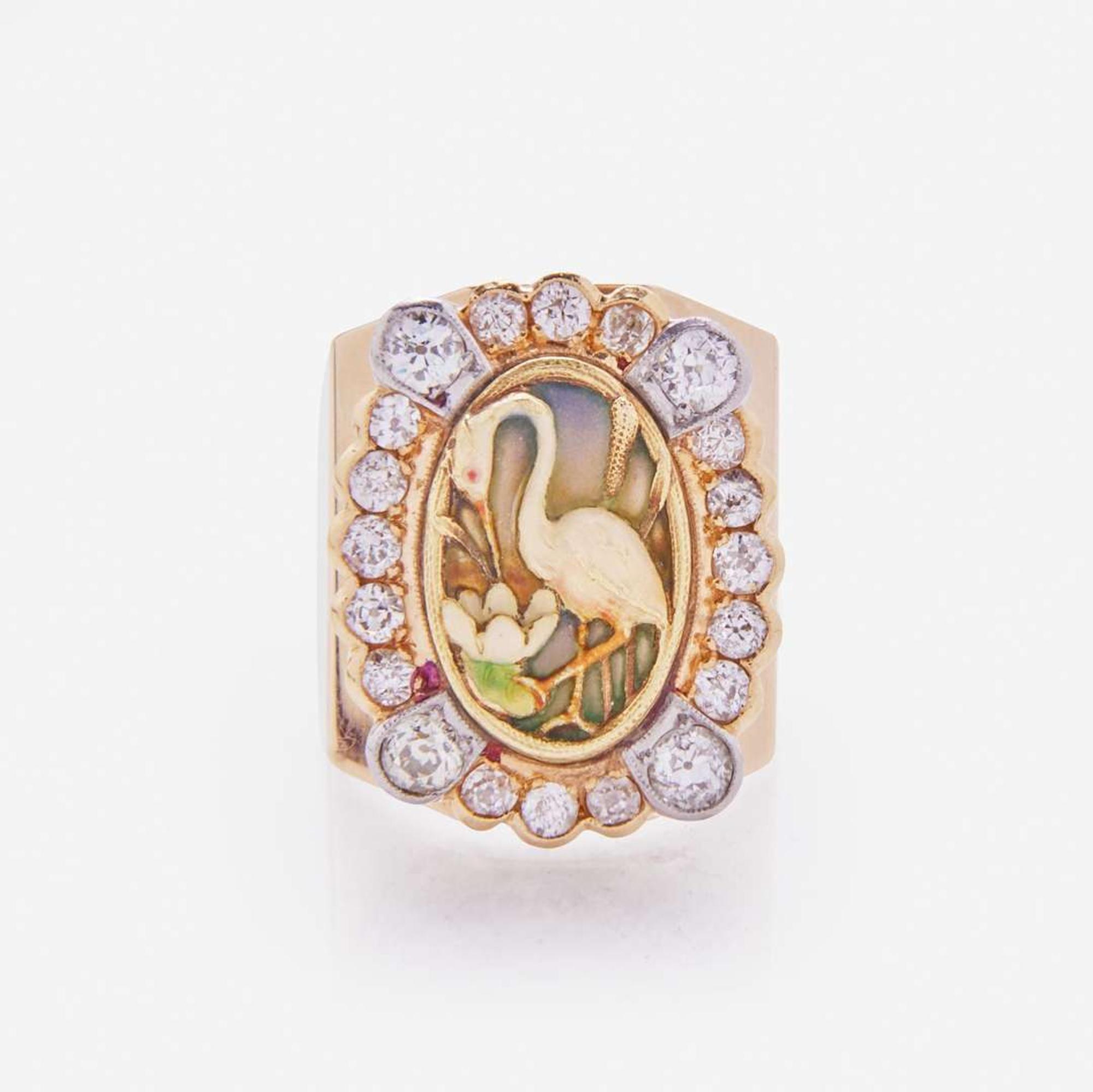 A 14K Yellow Gold Art Nouveau Ring