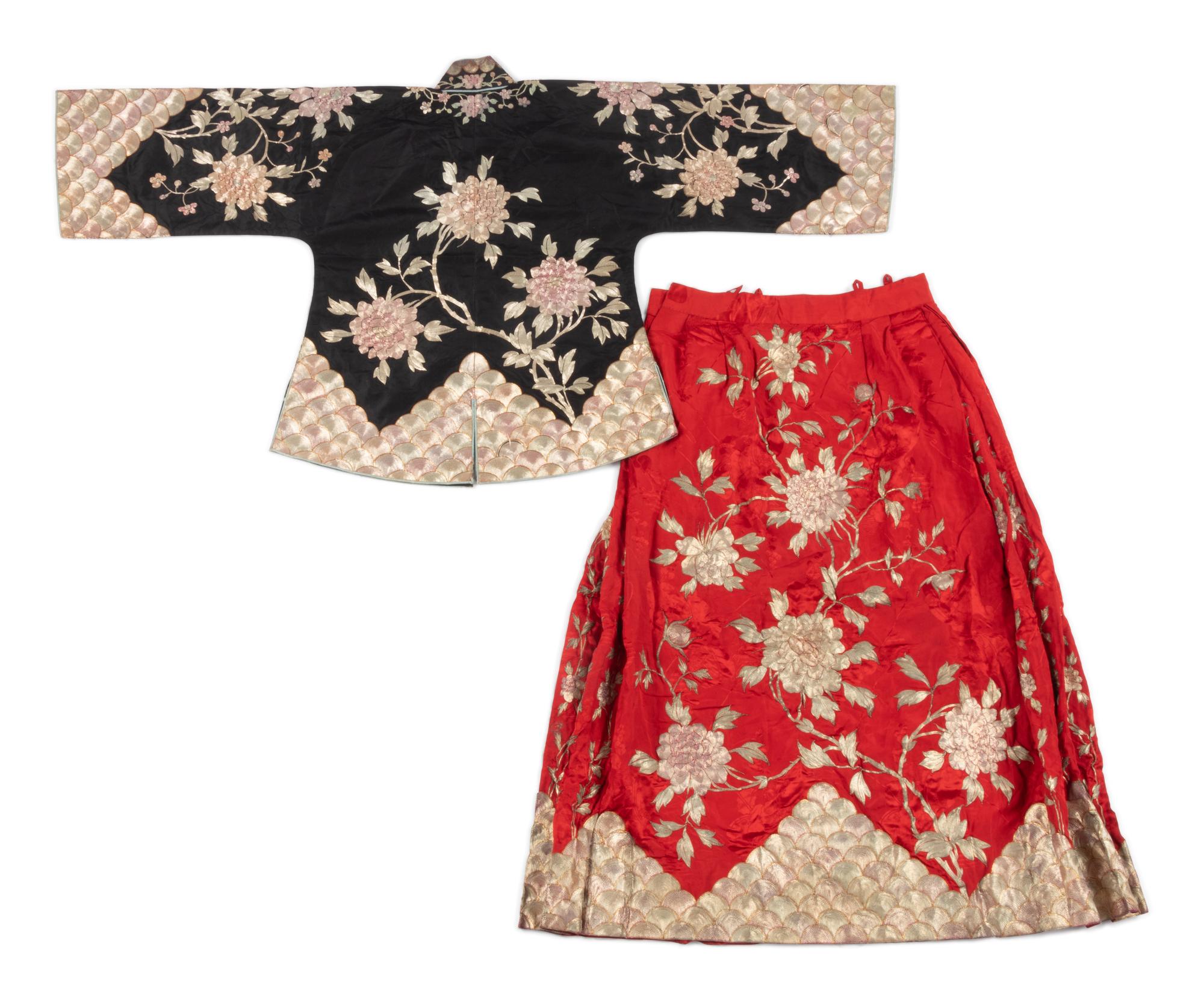An Embroidered Silk Wedding Set