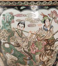 A Chinese Enameled Porcelain Jardinière