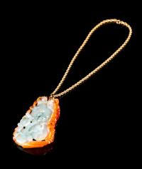 A Chinese 14K Yellow Gold and Jadeite Necklace