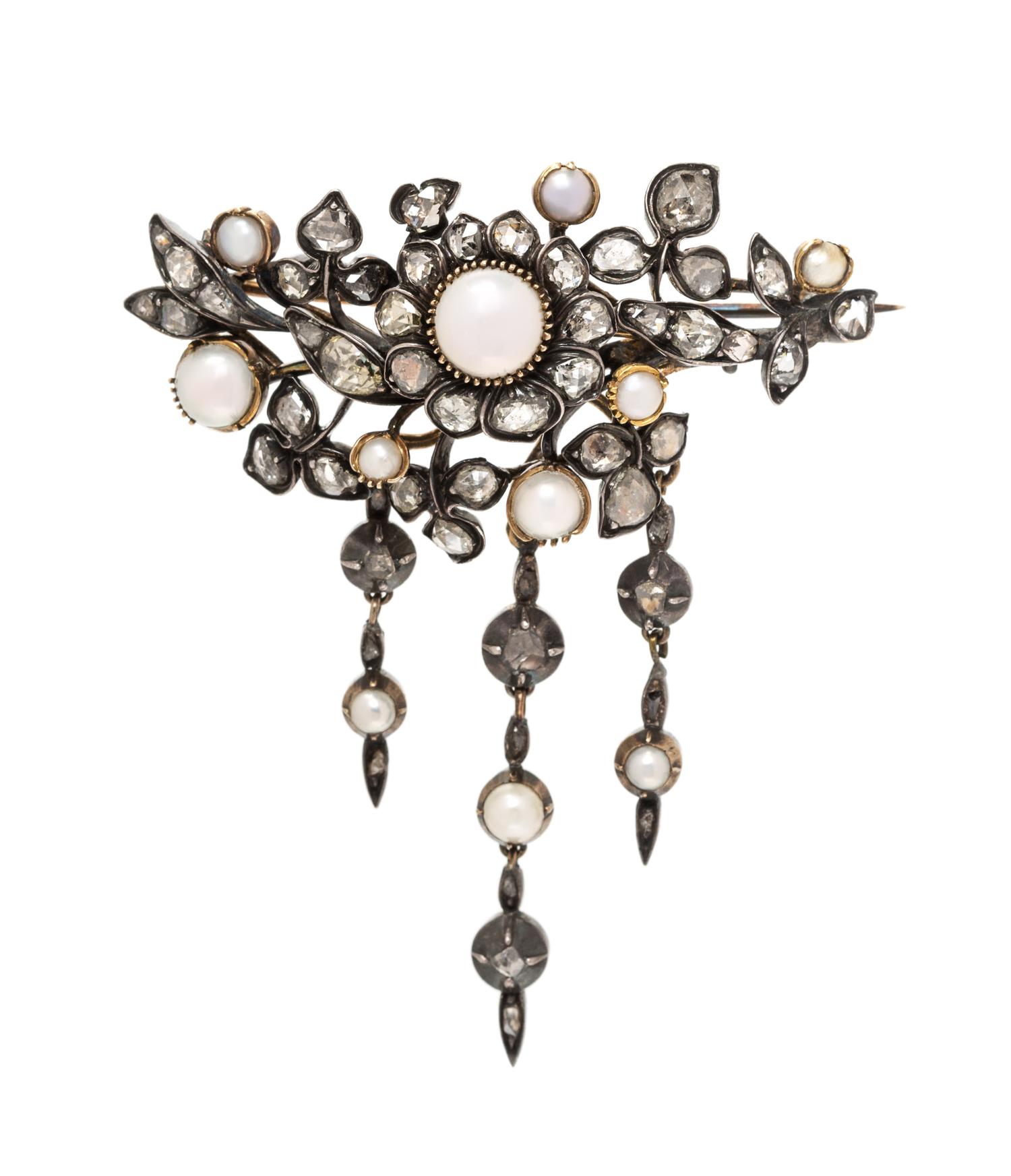 A Georgian Gold, Silver, Diamond and Pearl Articulated Brooch, 7.60 dwts.
