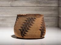 Northern California Basket, Karok