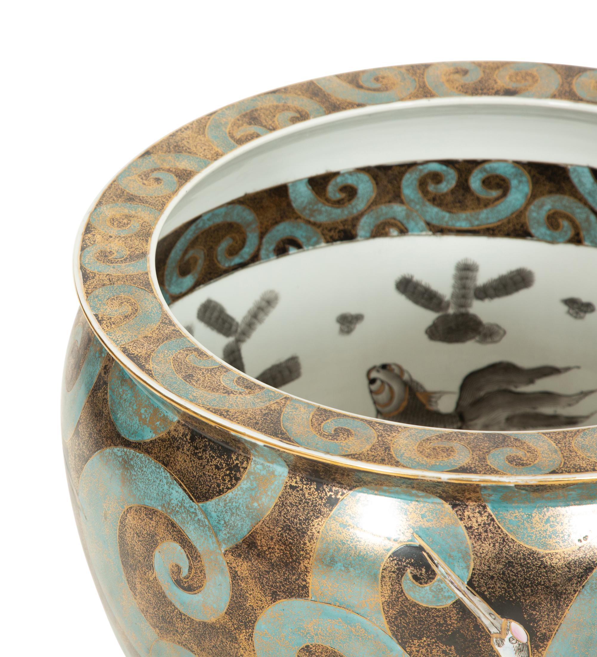 A Chinese Export Jardinière with Crane Decoration