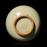 A Chinese Green-Glazed 'Lotus Bud' Vessel, Junyao or Ruzhou Donggou Kilns, Jin Dynasty 金 鈞窯或汝洲東溝窰綠釉鷄心罐
