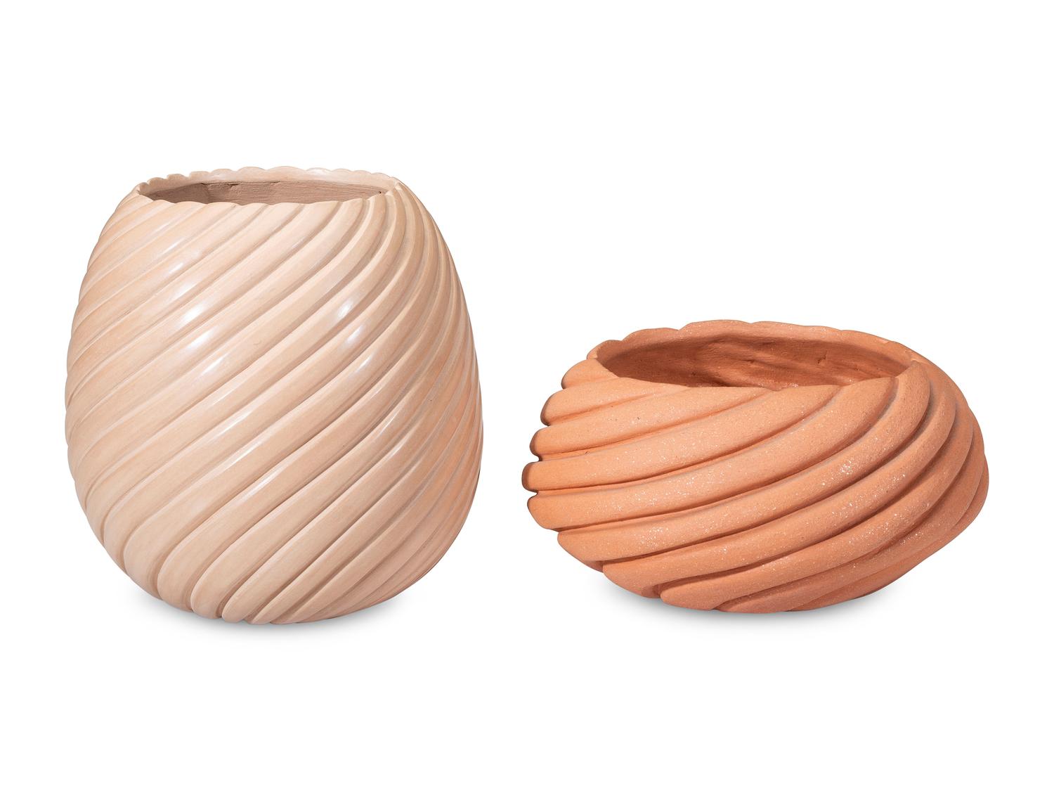 Pottery Swirl Jars