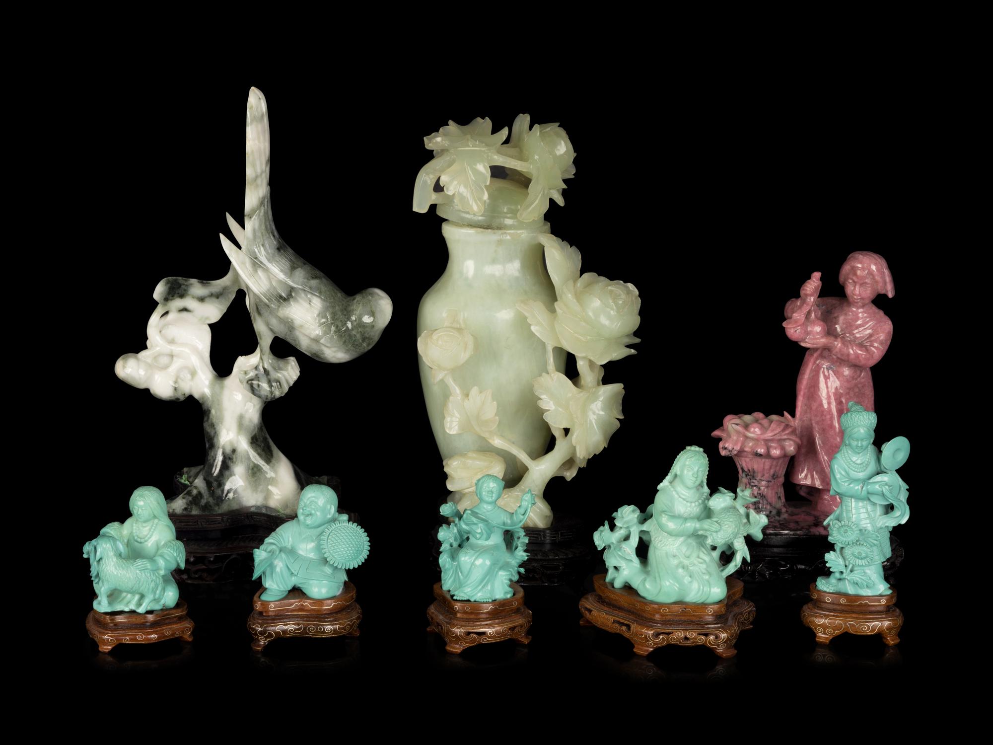 Eight Chinese Hardstone Carved Articles