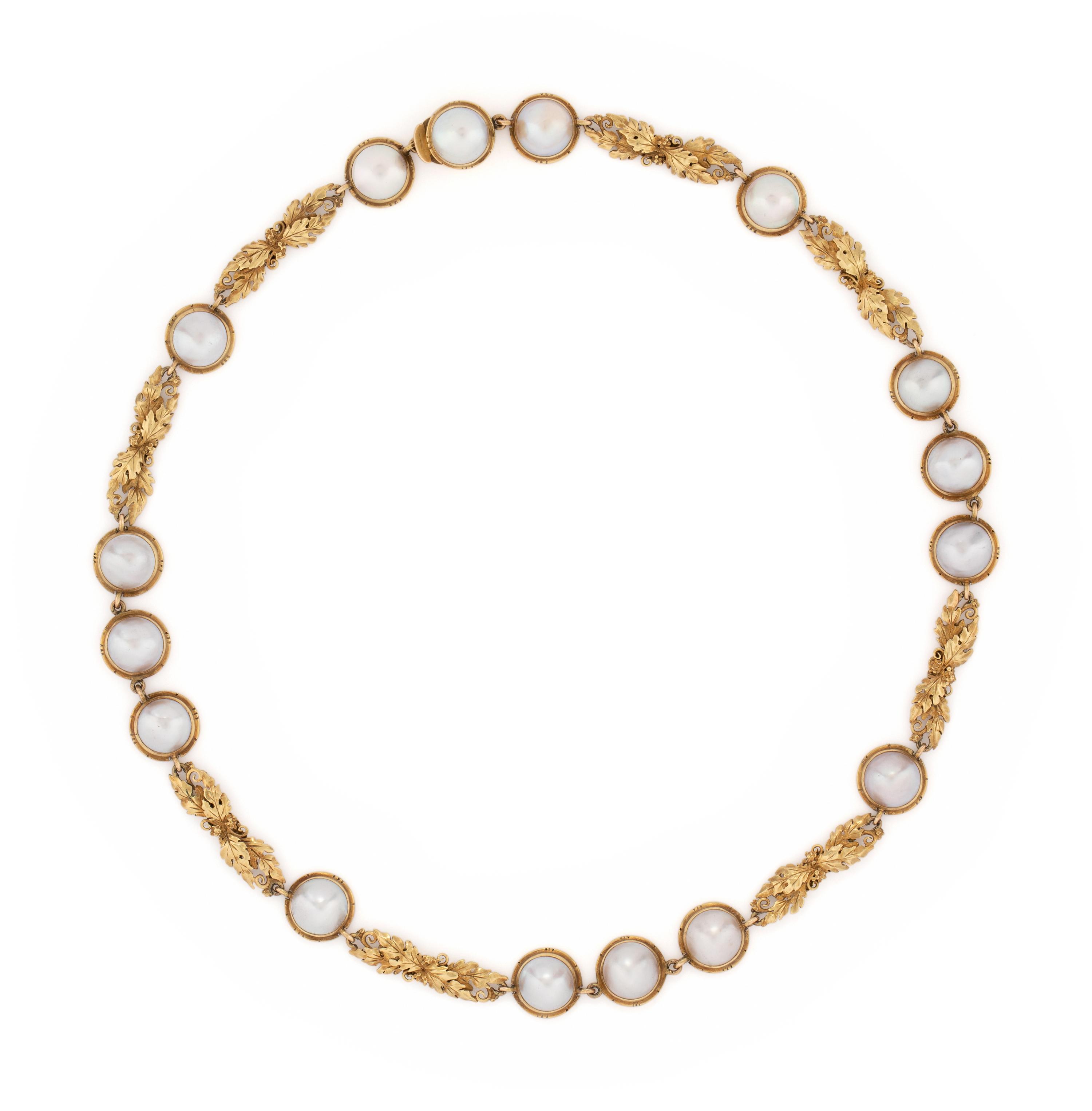 ARTS & CRAFTS, YELLOW GOLD AND PEARL NECKLACE