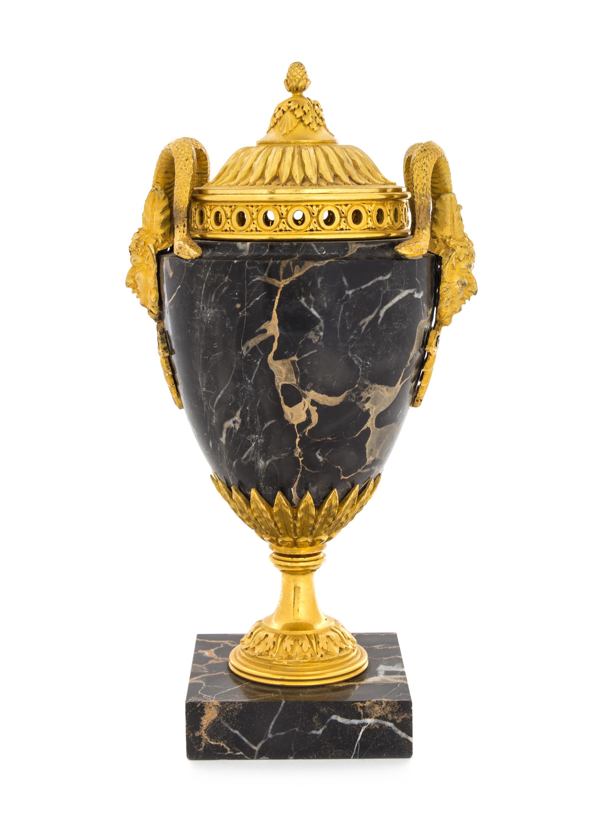 A Louis XVI Style Gilt Bronze Mounted Marble Urn Height 10 5/8 inches. — LATE 19TH/EARLY 20TH CENTURY