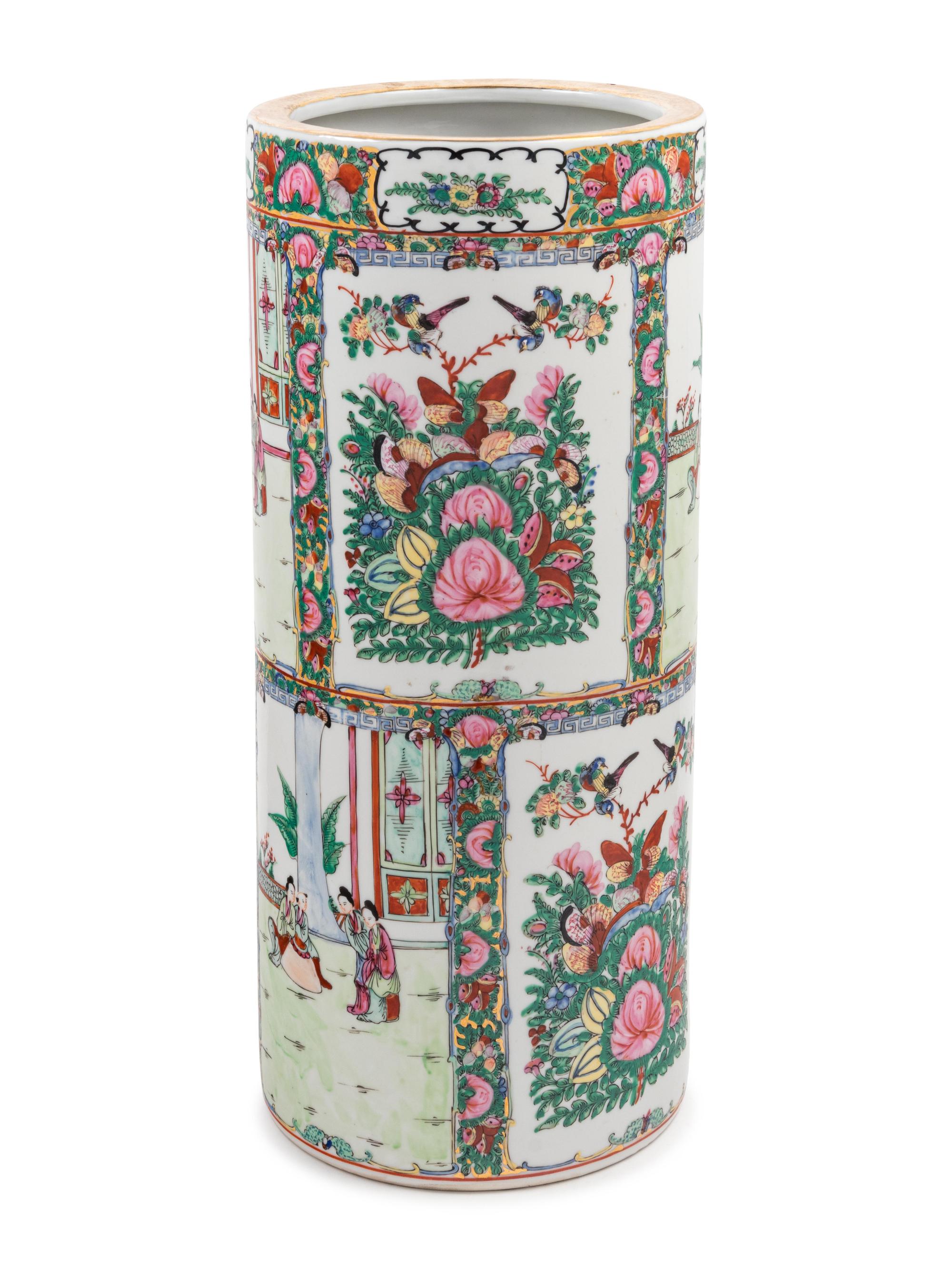 A Chinese Export Rose Medallion Porcelain Umbrella Stand