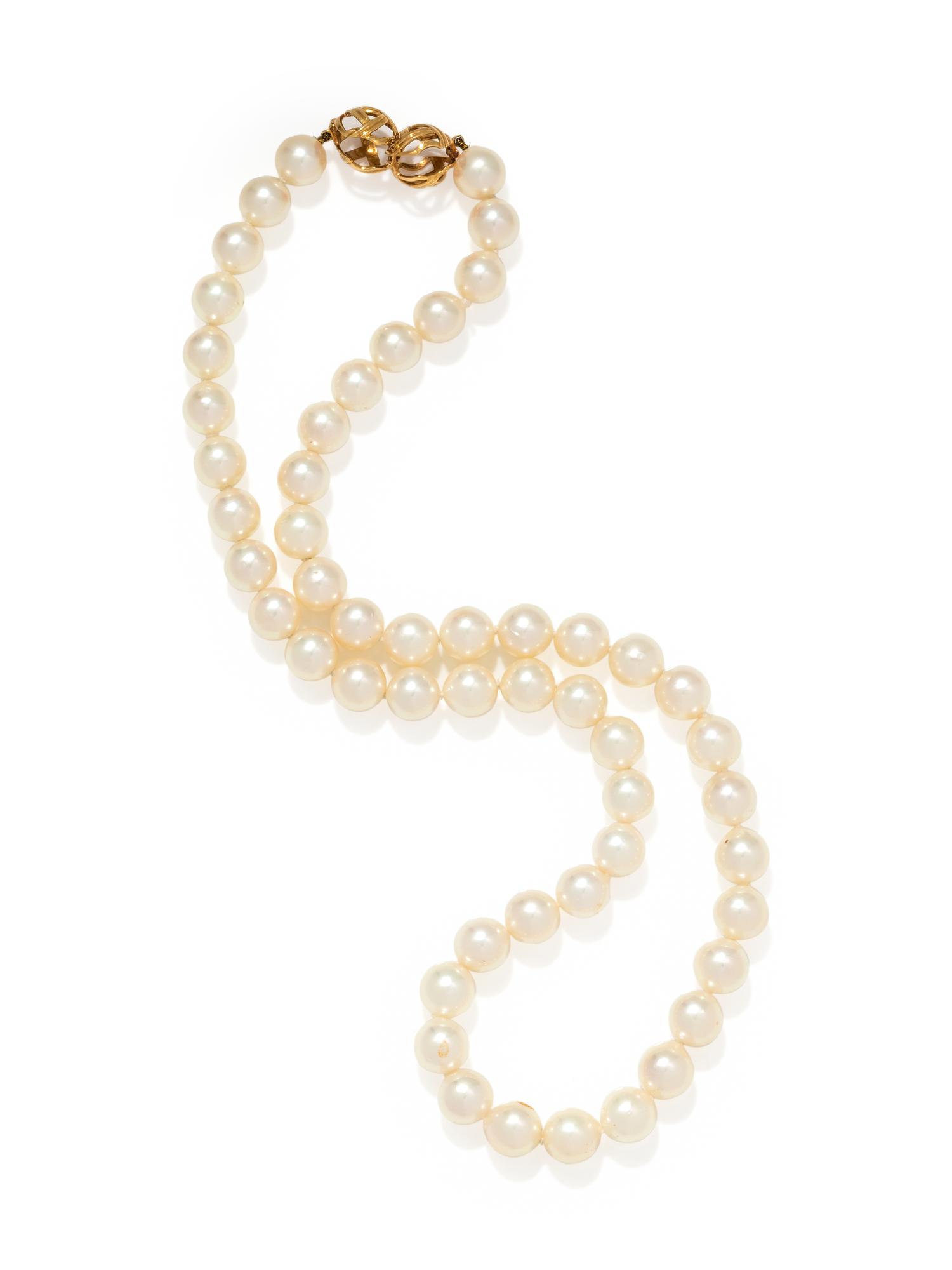 CULTURED PEARL NECKLACE