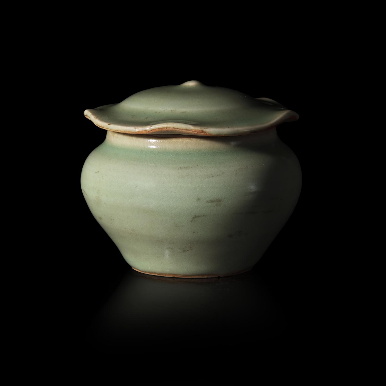 A Small Chinese Longquan Style Celadon Glazed Covered Jar — 龍泉窯青釉蓋罐
