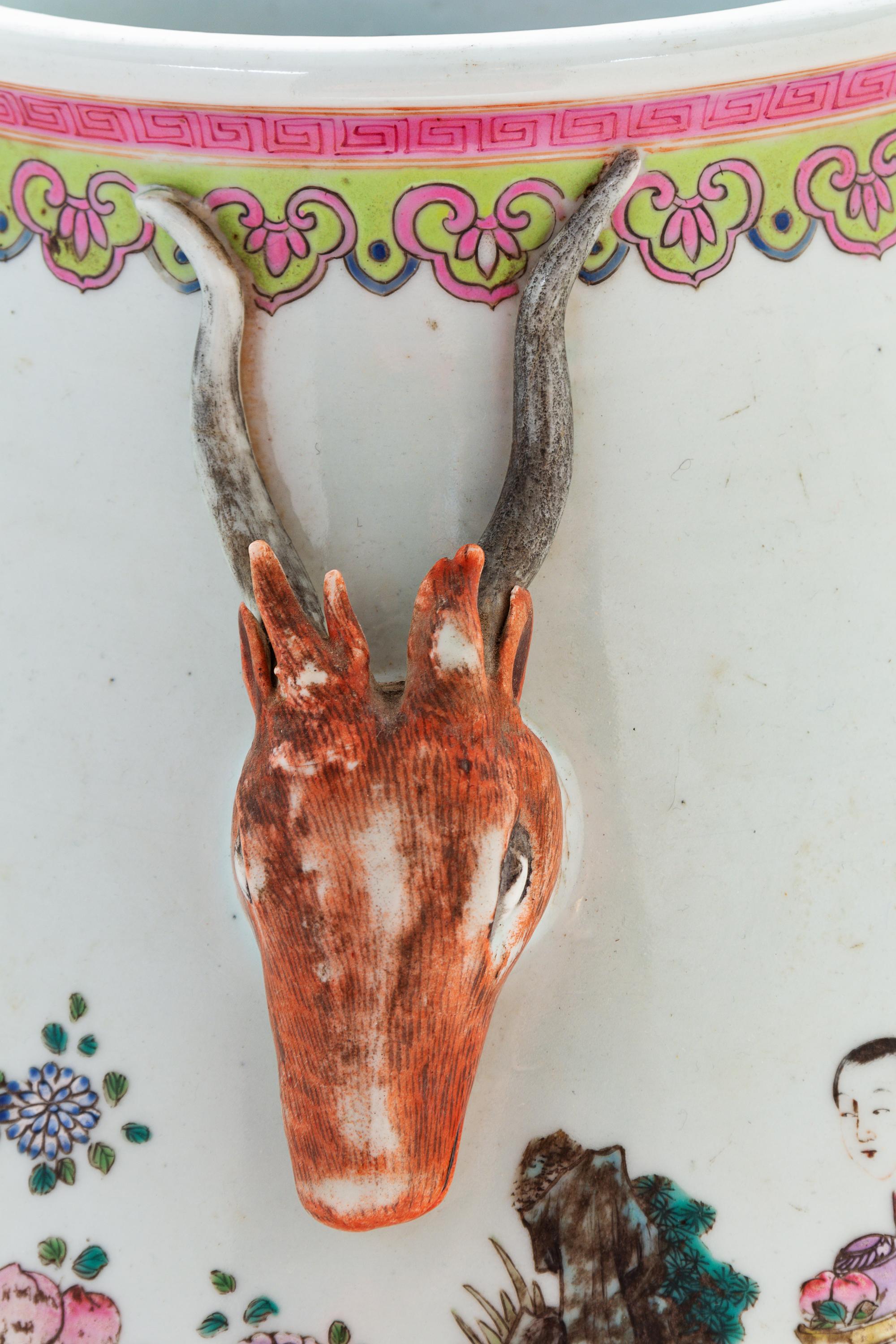 A Chinese Famille Rose Porcelain 'Deer' Vase
