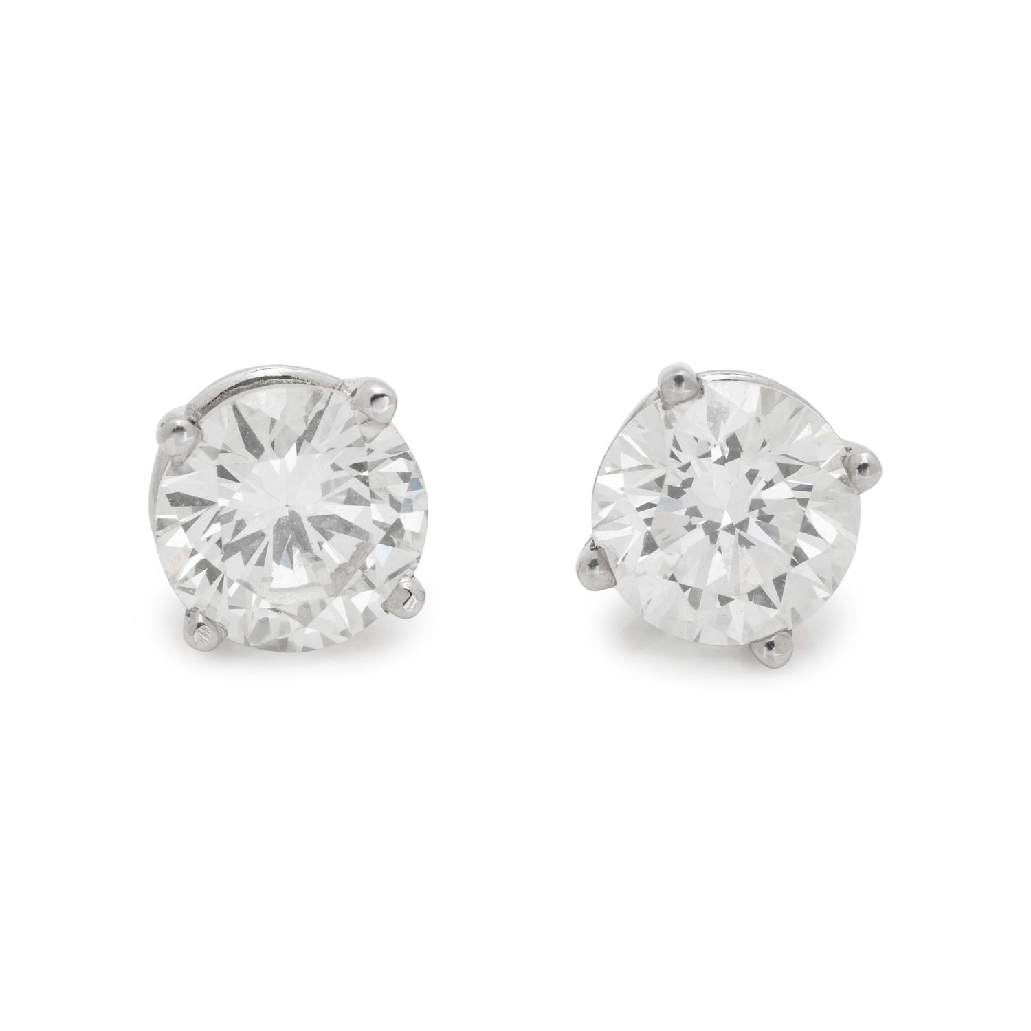 DIAMOND STUD EARRINGS
