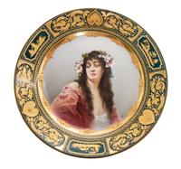 A Royal Vienna Cabinet Plate Diameter 9 1/2 inches.