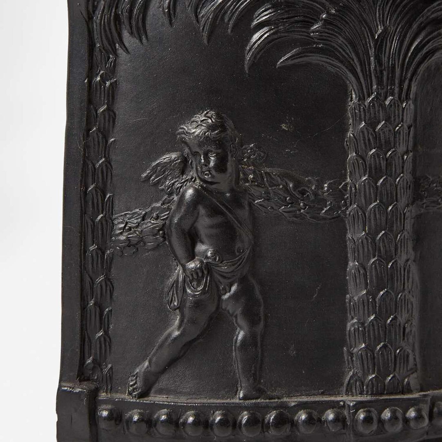 A Wedgwood Black Basalt Crocus Pot UK, circa 1800